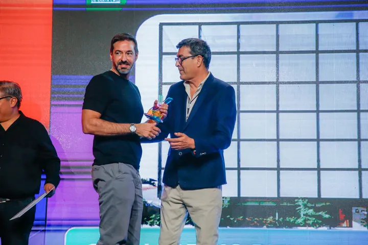 Los estudios Sommet y Barclay & Crousse ganan la Bienal Internacional de Arquitectura de Santa Cruz